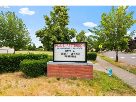2756 Ne Aurora Drive Hillsboro OR 97124