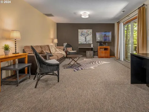 4210 Sw Comus Street Portland OR 97219