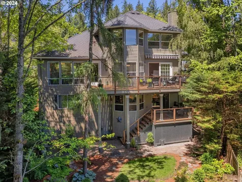 4210 Sw Comus Street Portland OR 97219
