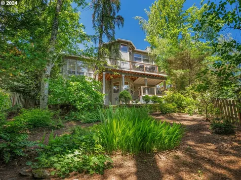4210 Sw Comus Street Portland OR 97219