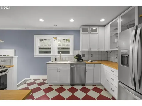 4005 Ne 16th Avenue Portland OR 97212