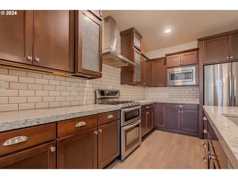 10505 NW 31st Avenue Vancouver WA 98685