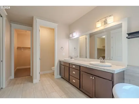 10505 NW 31st Avenue Vancouver WA 98685