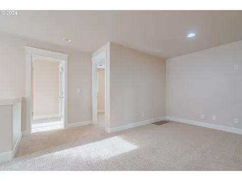 10505 NW 31st Avenue Vancouver WA 98685
