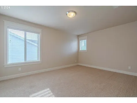 10505 NW 31st Avenue Vancouver WA 98685