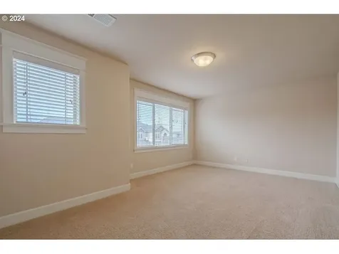 10505 NW 31st Avenue Vancouver WA 98685