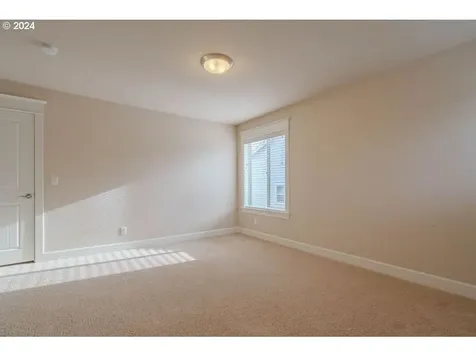 10505 NW 31st Avenue Vancouver WA 98685