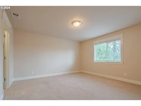 10505 NW 31st Avenue Vancouver WA 98685