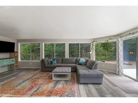 88049 Woodlands Drive Florence OR 97439