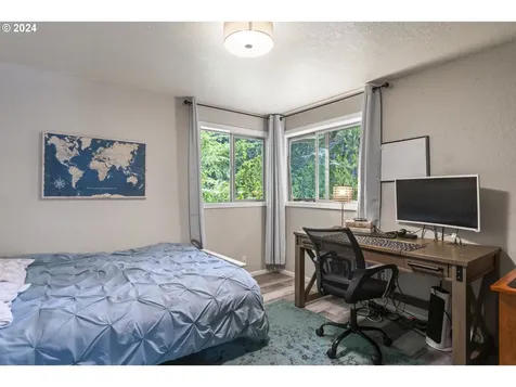 88049 Woodlands Drive Florence OR 97439