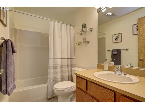 9500 Ne 80th Avenue Vancouver WA 98662