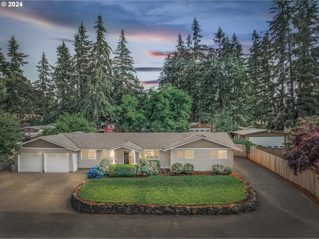 15106 Woodglen Way Oregon City OR 97045