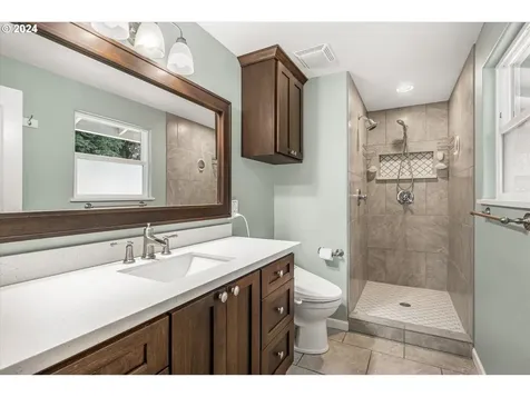 15106 Woodglen Way Oregon City OR 97045