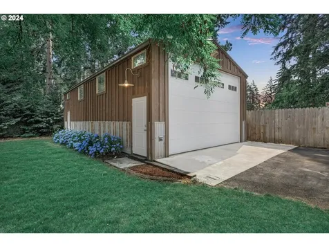 15106 Woodglen Way Oregon City OR 97045