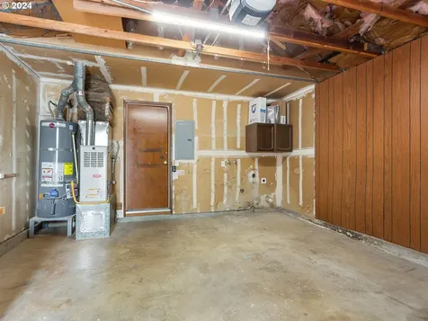 6043 Se Grant Street Portland OR 97215