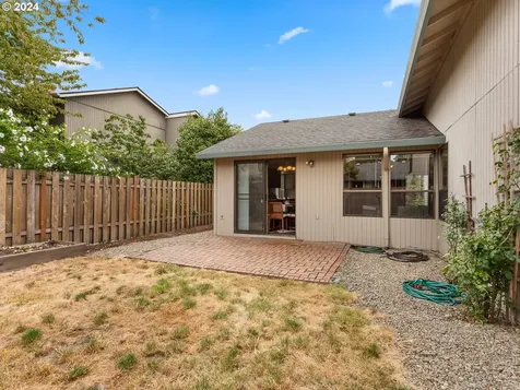 6043 Se Grant Street Portland OR 97215