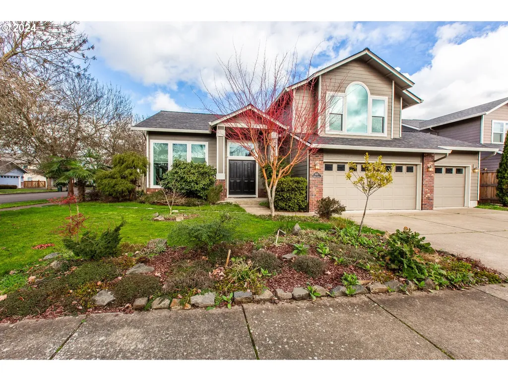 4169 Sabrena Avenue Eugene OR 97404