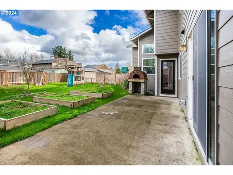 4169 Sabrena Avenue Eugene OR 97404