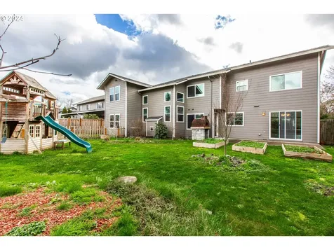 4169 Sabrena Avenue Eugene OR 97404