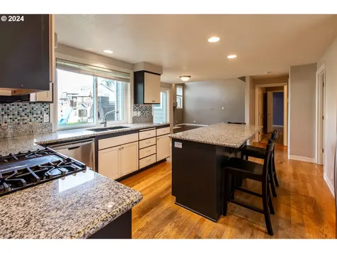 4169 Sabrena Avenue Eugene OR 97404