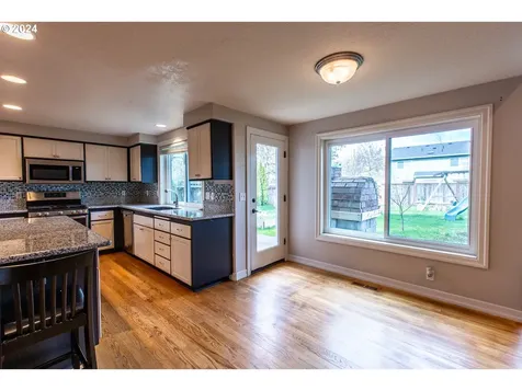 4169 Sabrena Avenue Eugene OR 97404