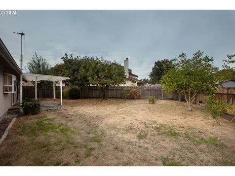 525 Tracy Place Junction City OR 97448
