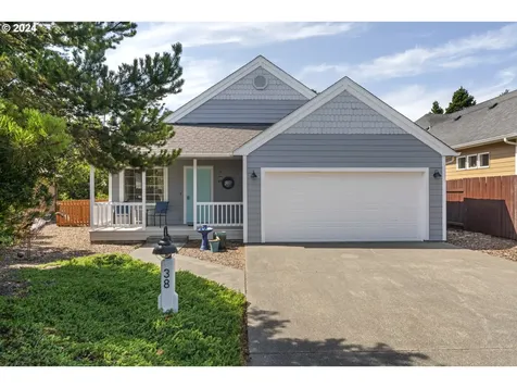 38 Spyglass Lane Florence OR 97439
