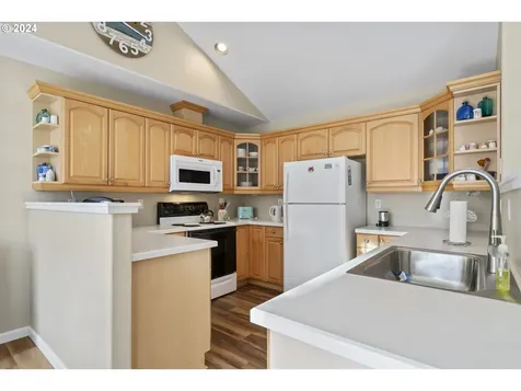 38 Spyglass Lane Florence OR 97439