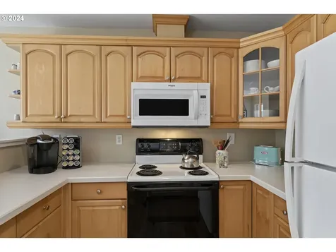 38 Spyglass Lane Florence OR 97439
