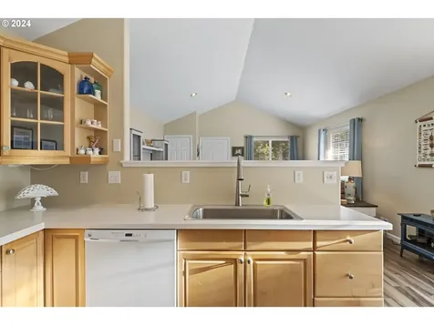 38 Spyglass Lane Florence OR 97439