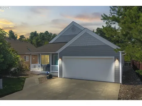 38 Spyglass Lane Florence OR 97439