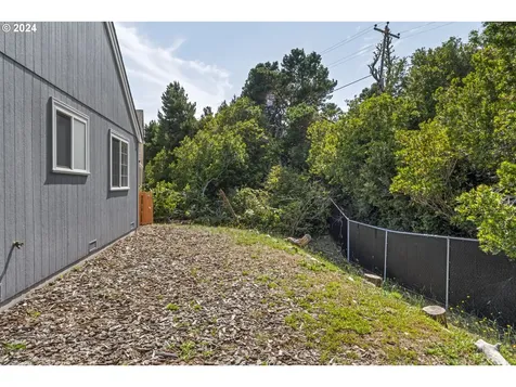 38 Spyglass Lane Florence OR 97439