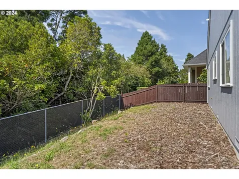 38 Spyglass Lane Florence OR 97439
