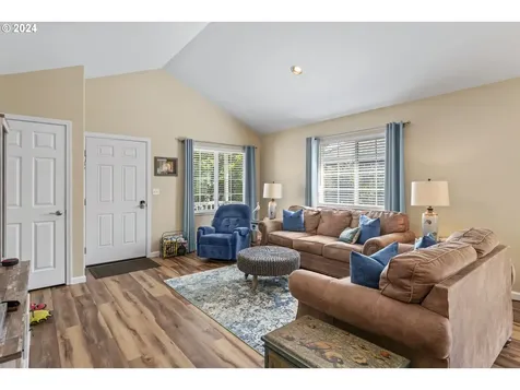 38 Spyglass Lane Florence OR 97439