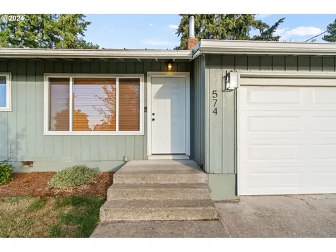 574 NE Shafford Street Estacada OR 97023