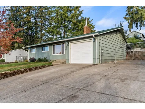 574 NE Shafford Street Estacada OR 97023
