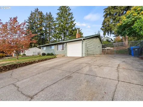 574 NE Shafford Street Estacada OR 97023