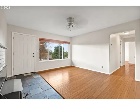 574 NE Shafford Street Estacada OR 97023