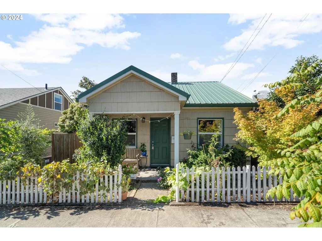 215 S High Street Oregon City OR 97045