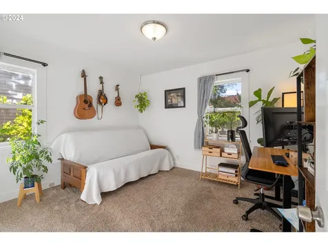 215 S High Street Oregon City OR 97045