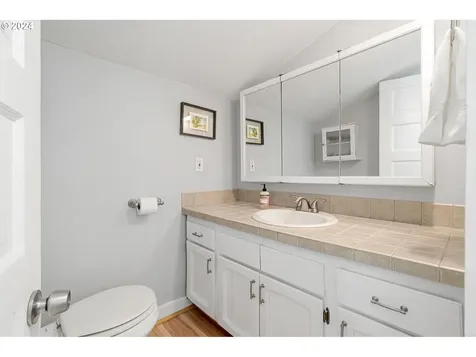 215 S High Street Oregon City OR 97045