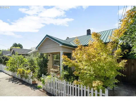 215 S High Street Oregon City OR 97045