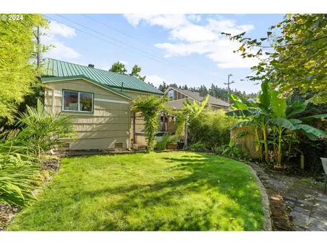 215 S High Street Oregon City OR 97045