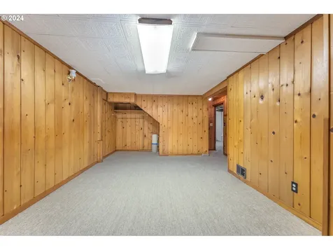 1923 Ne 80th Avenue Portland OR 97213