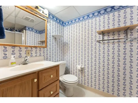 1923 Ne 80th Avenue Portland OR 97213