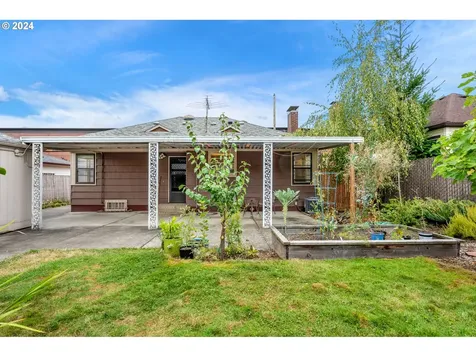 1923 Ne 80th Avenue Portland OR 97213