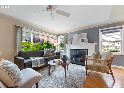 1923 Ne 80th Avenue Portland OR 97213