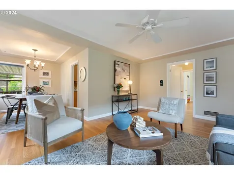 1923 Ne 80th Avenue Portland OR 97213