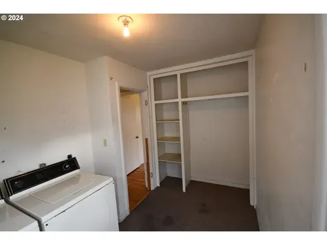 1206 E 10th Street The Dalles OR 97058