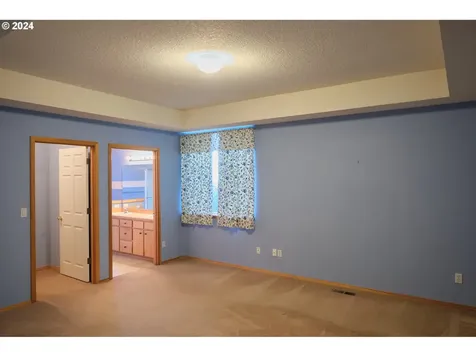 16905 SW Kattegat Drive Beaverton OR 97006